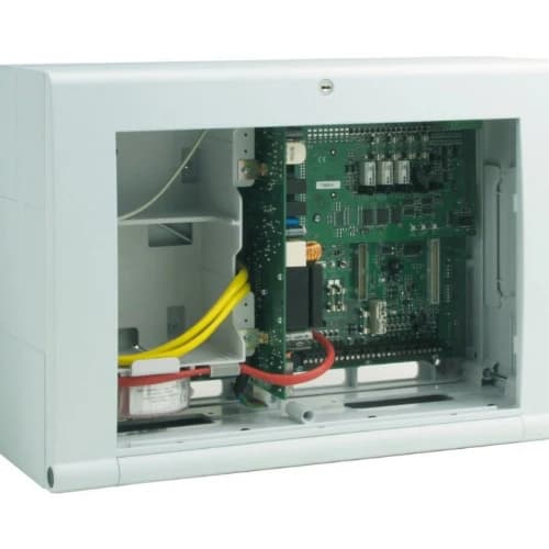 Honeywell Esser 808003 FACP IQ8Control C Yangın Alarm Paneli – Adresli, Loop Destekli Kontrol Paneli - Honeywell Yangın